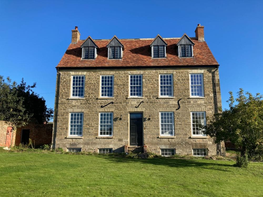 Lenborough Accoya Sash Window Installation 1 – Edinburgh Windows and Doors