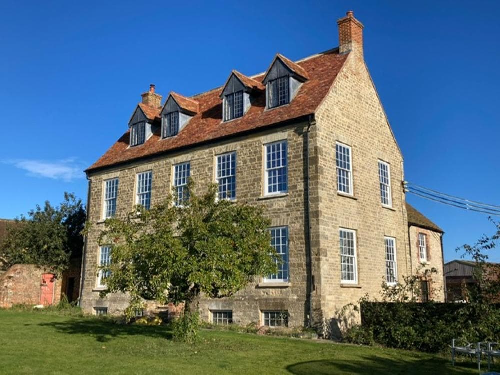 Lenborough Accoya Sash Window Installation 9 – Edinburgh Windows and Doors